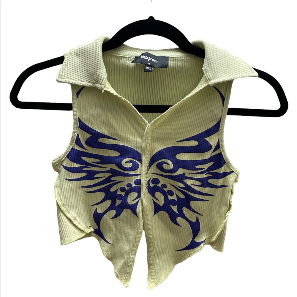 LIGHT YELLOW COLLARD BUTTERFLY CROPPED TANK TOP